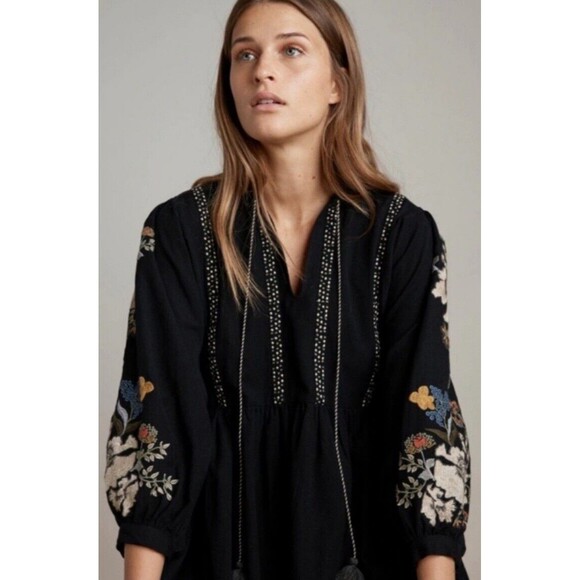 VELVET by Graham & Spencer Floral Embroidered Linen Blend Dress Size XS EUC!!! - Picture 2 of 6